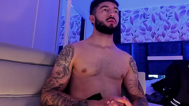 Snapshot of MarkWalker__ chatting on September 30, 2025, 10:10 am MarkWalker   online show from September 30, 2025, 10:10 am