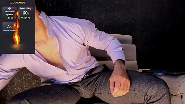 Snapshot of MarkWalker__ chatting on October 18, 2025, 10:17 am MarkWalker   online show from October 18, 2025, 10:17 am