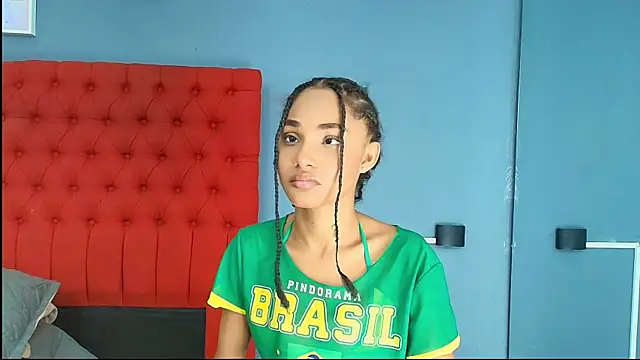 kristyl paez online show from October 11, 2025, 7:59 pm