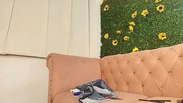 kristyl paez online show from March 9, 2025, 7:48 pm