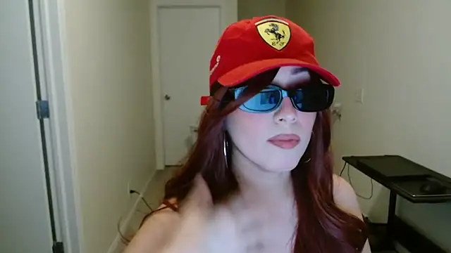 Snapshot of Sassy_Latina chatting on February 8, 2026, 3:04 am Sassy Latina online show from February 8, 2026, 3:04 am