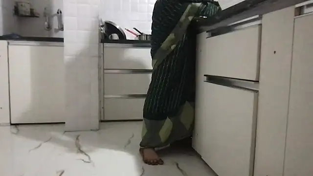 Snapshot of Riyasingh9 chatting on October 15, 2025, 2:54 am Riyasingh9 online show from October 15, 2025, 2:54 am