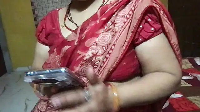Snapshot of Riyasingh9 chatting on July 13, 2026, 4:01 am Riyasingh9 online show from July 13, 2026, 4:01 am