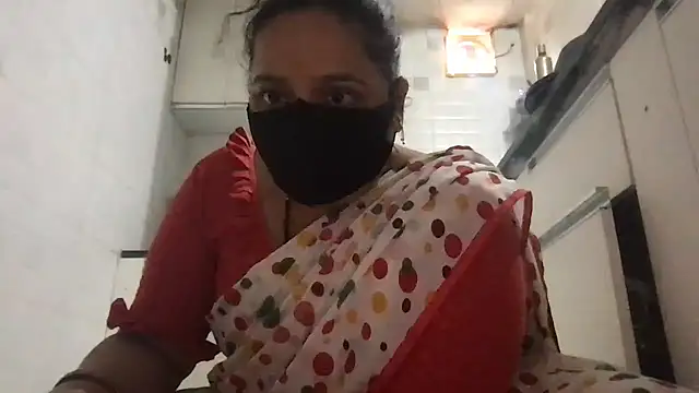 Riyasingh9 online show from February 11, 2026, 4:23 am