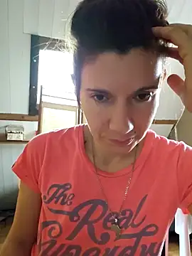Lina lou4 online show from February 12, 2025, 3:27 pm