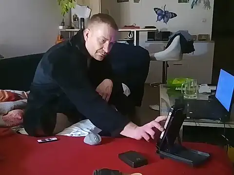 Snapshot of 82liska chatting on February 20, 2026, 11:06 pm 82liska online show from February 20, 2026, 11:06 pm