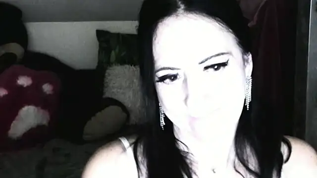 DebraMilf online show from February 1, 2025, 3:19 am