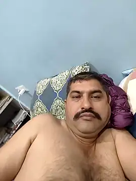 Amandev7 online show from October 13, 2025, 11:16 pm