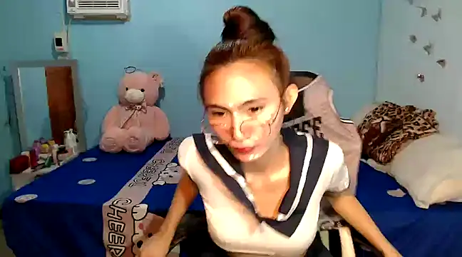 PirateEmpressBoaAico online show from March 4, 2025, 3:44 am
