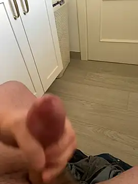 Snapshot of Misha_76 chatting on January 23, 2025, 4:15 pm Misha 76 online show from January 23, 2025, 4:15 pm