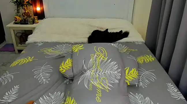 MissNaughtyTyra online show from March 4, 2025, 3:55 am