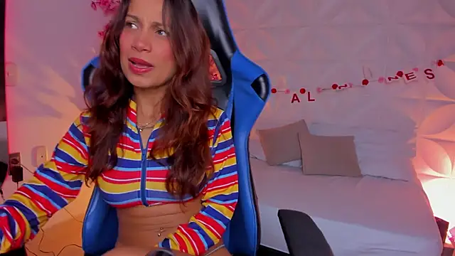 cora 22 online show from February 15, 2026, 12:15 pm