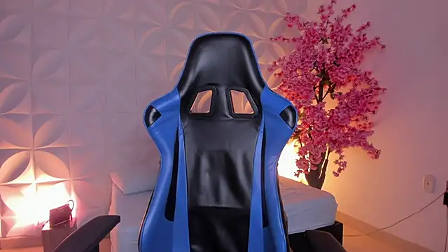 cora 22 online show from February 28, 2026, 12:49 pm