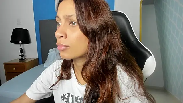 cora 22 online show from October 9, 2025, 1:00 pm