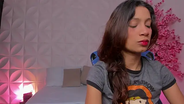 cora 22 online show from March 12, 2026, 12:53 pm