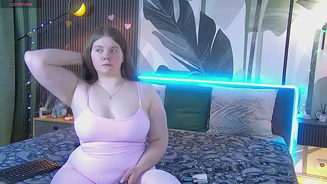 RubyValen online show from February 27, 2025, 1:19 am