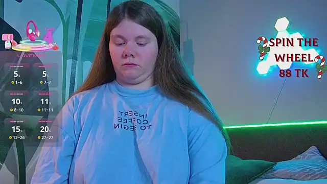 RubyValen online show from December 18, 2025, 1:44 am