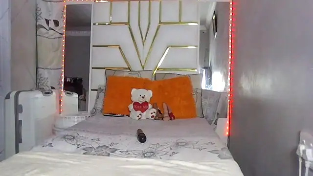 Snapshot of SexyyNana chatting on October 6, 2025, 11:16 pm SexyyNana online show from October 6, 2025, 11:16 pm