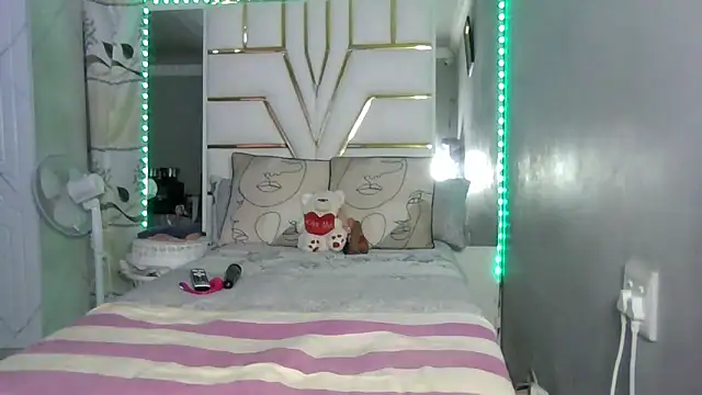 Snapshot of SexyyNana chatting on September 25, 2025, 10:38 pm SexyyNana online show from September 25, 2025, 10:38 pm