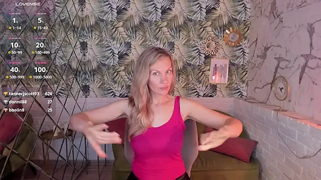 Snapshot of NancyGrace chatting on October 4, 2025, 5:14 pm NancyGrace online show from October 4, 2025, 5:14 pm