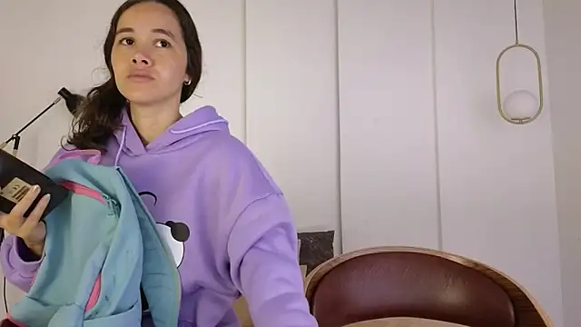 sexychanell 18 online show from April 8, 2026, 1:23 pm