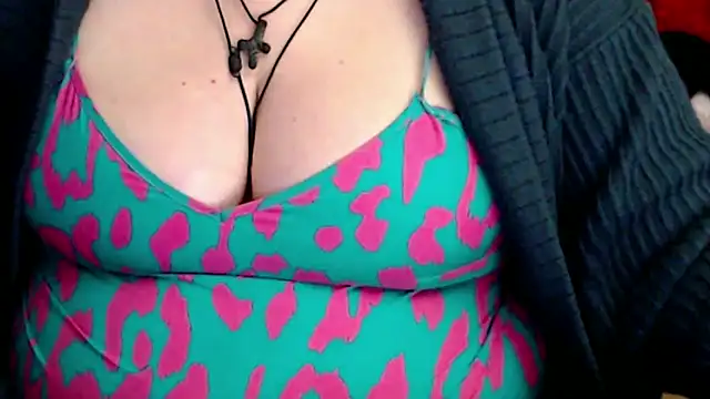 Snapshot of mayasmith chatting on February 10, 2026, 7:07 am mayasmith online show from February 10, 2026, 7:07 am