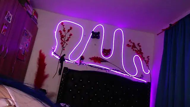 pussytight pervert online show from February 10, 2025, 3:13 am