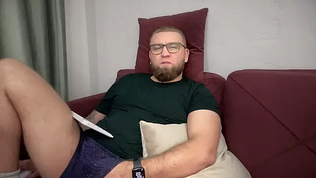 Bear bear  online show from February 9, 2025, 11:04 pm