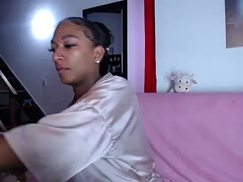 Snapshot of samy_doll chatting on July 11, 2026, 5:35 pm samy doll online show from July 11, 2026, 5:35 pm