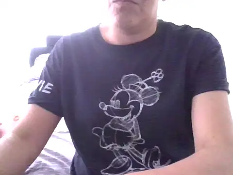 Snapshot of RAYA_1 chatting on October 11, 2025, 8:32 pm RAYA 1 online show from October 11, 2025, 8:32 pm