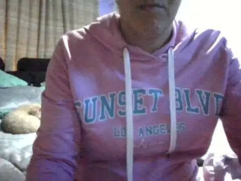 Snapshot of RAYA_1 chatting on December 15, 2024, 12:51 am RAYA 1 online show from December 15, 2024, 12:51 am