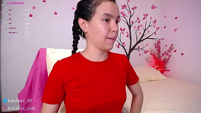 Karolina 1 online show from February 11, 2025, 7:38 pm