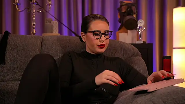 kelly kent online show from February 2, 2025, 2:59 am