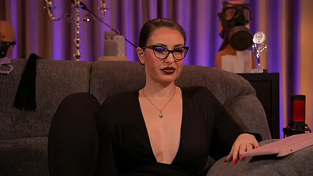 kelly kent online show from February 8, 2025, 12:17 am