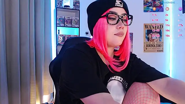 Emmy Ruiz online show from April 19, 2026, 2:23 am