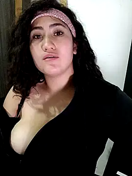 francesca baker1007 online show from February 2, 2025, 9:45 pm