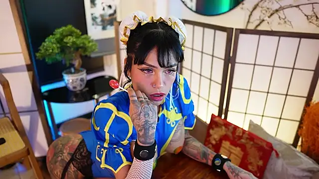 Scarlett collins02 online show from February 3, 2026, 2:53 am