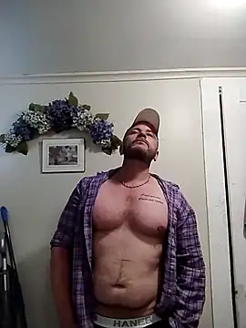Snapshot of ShaneJames11 chatting on May 3, 2026, 7:24 am ShaneJames11 online show from May 3, 2026, 7:24 am