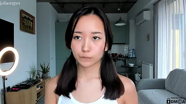 Snapshot of julias_tapes chatting on January 19, 2025, 12:17 pm julias tapes online show from January 19, 2025, 12:17 pm