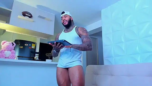 muscle man16 online show from March 14, 2025, 4:32 am