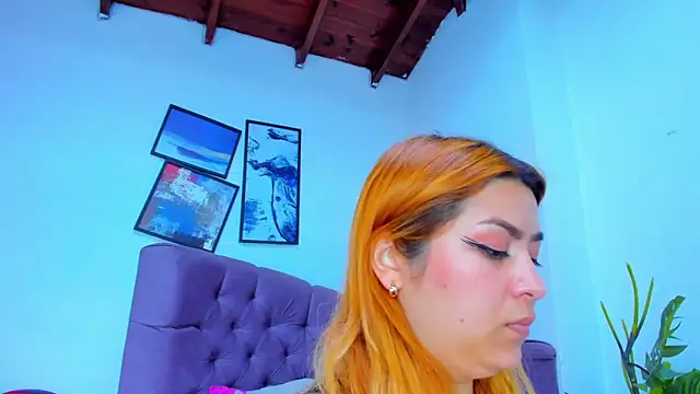 Gretta Queen online show from September 25, 2025, 5:52 pm