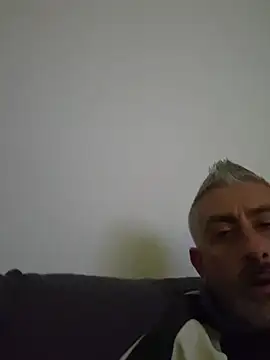 cuci45 online show from October 31, 2025, 10:27 pm