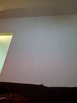 cuci45 online show from March 28, 2026, 9:27 pm