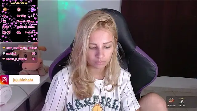 Snapshot of jujubinhahot chatting on March 2, 2025, 12:53 am jujubinhahot online show from March 2, 2025, 12:53 am