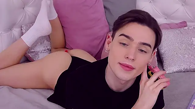 RobbyCharming online show from February 6, 2025, 10:53 pm