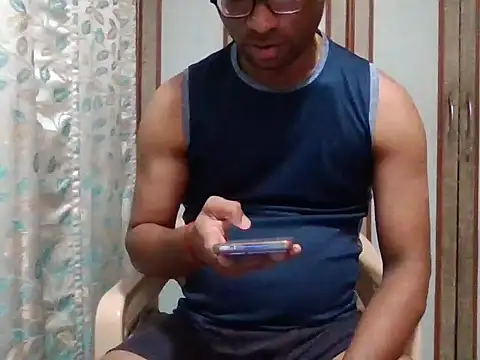 sexx4 online show from December 6, 2024, 8:01 pm
