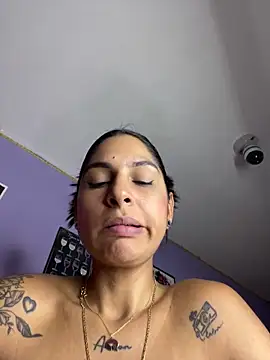 charlotte stevenss  online show from March 5, 2025, 8:21 pm