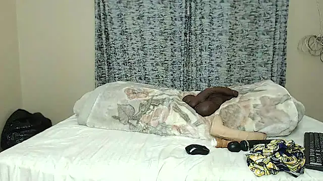 BELINDAXXXXX online show from March 11, 2026, 8:08 am