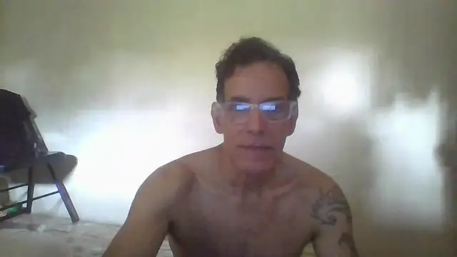 Snapshot of CaptainFox chatting on July 26, 2026, 1:18 pm CaptainFox online show from July 26, 2026, 1:18 pm
