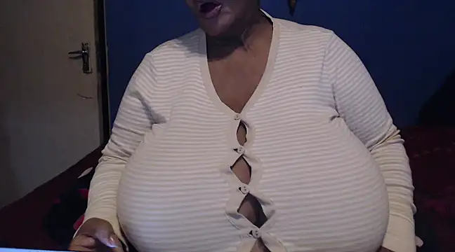 CUTEFIRMMELONSS online show from March 7, 2025, 3:51 am